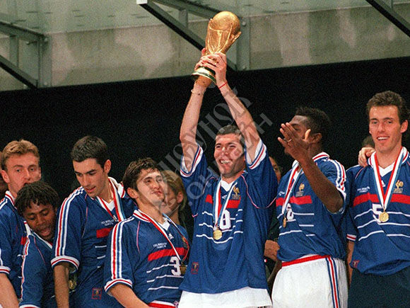 Триумф французкой футбольной сборной на ЧМ-98